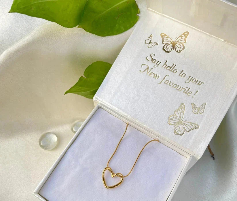 Love's Knot Necklace