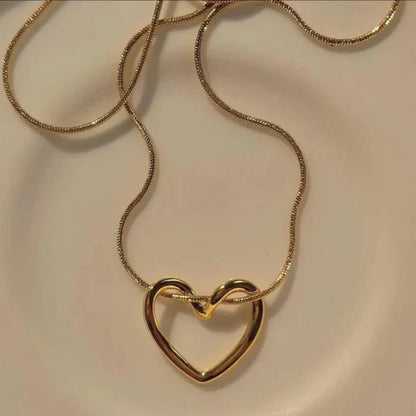 Love's Knot Necklace