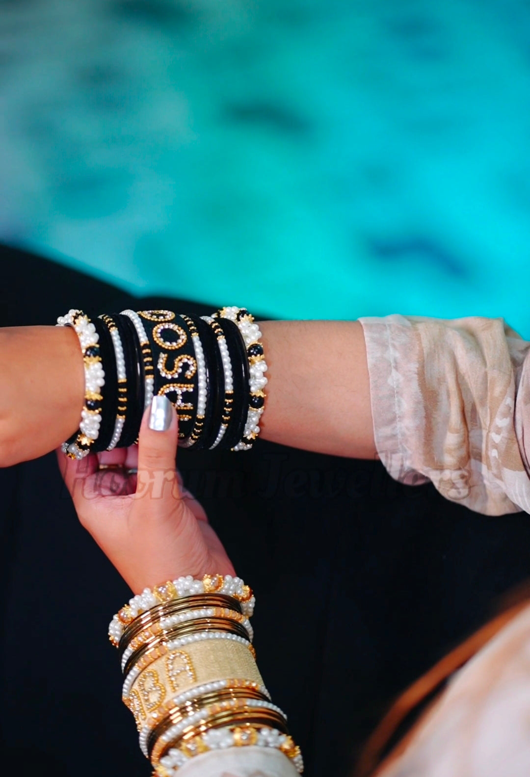 New Stylish Stones Bangles