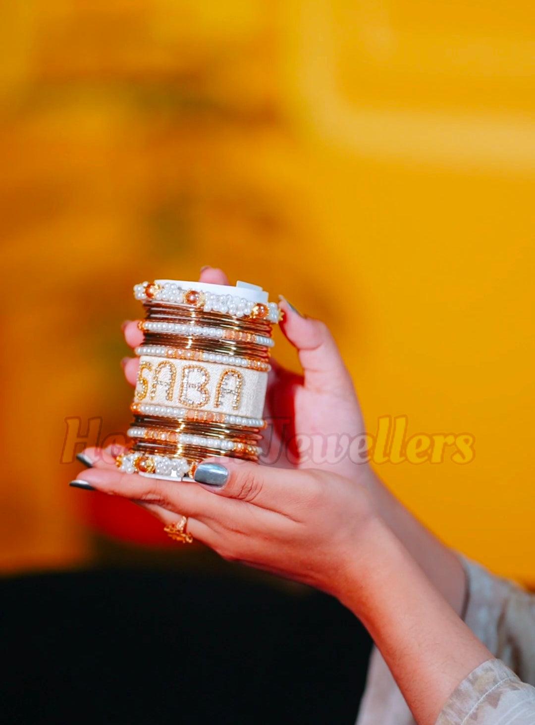 New Stylish Stones Bangles