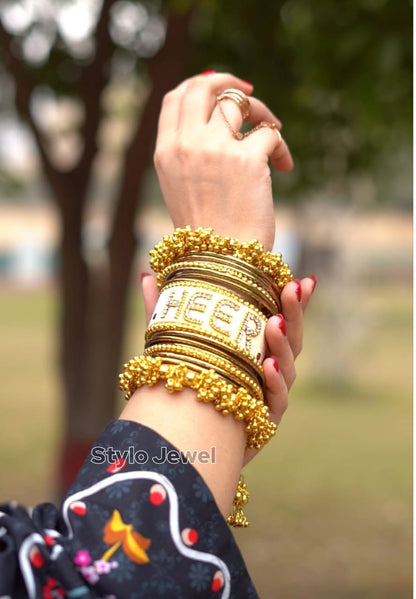 Personalized Name Bangles (Chorian)